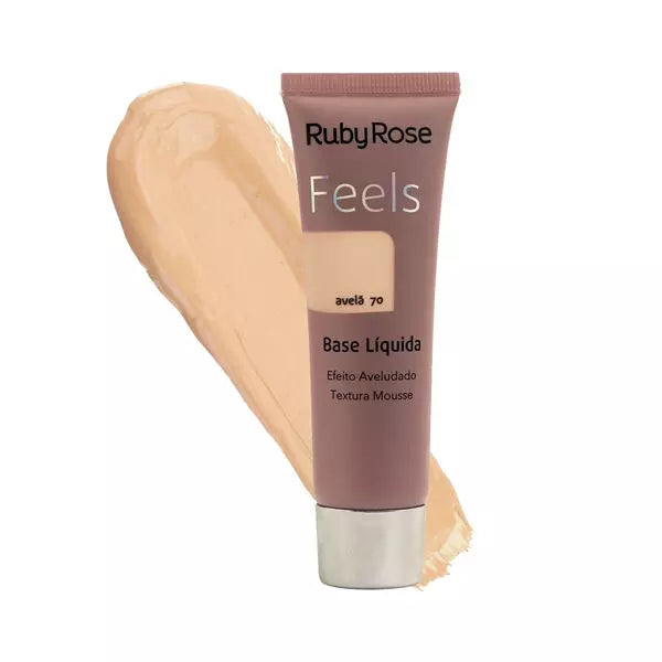 Feels Base Liquida Foundation