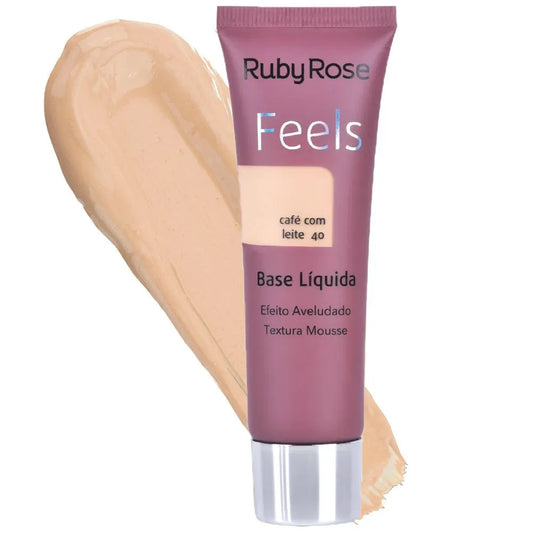 Feels Base Liquida Foundation